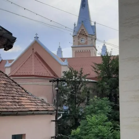 Lux In The Center Munkács